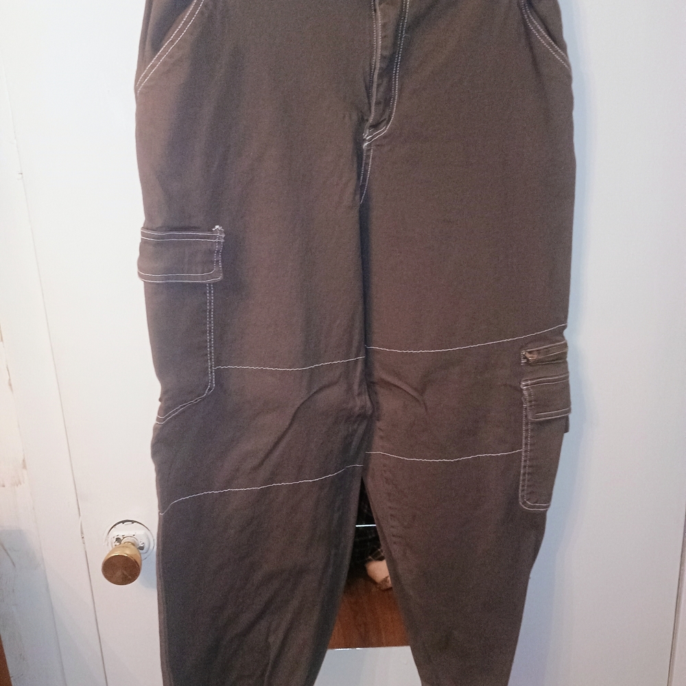 Women's s Cargo Pants - Brown